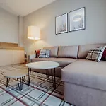 Adults Hotel apartamentowy 3*